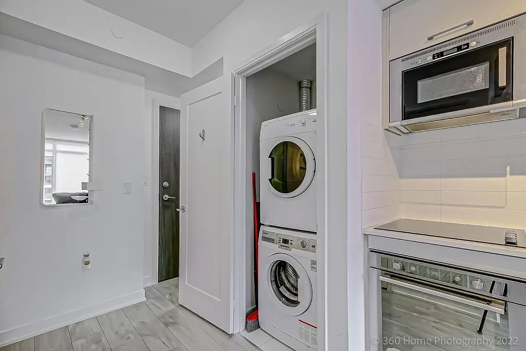 טורונטו Minto - Modern Suite In King West Neighborhood